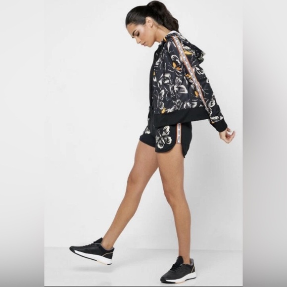 Adidas | FARM Rio HT Track Jacket Hoodie Butterfly Print Size Small - Picture 3 of 9